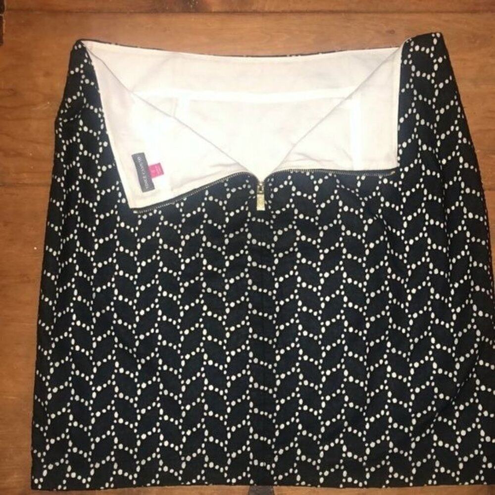 VINCE CAMUTO Leaf Eyelet Skirt Size 4 - Picture 8 of 8